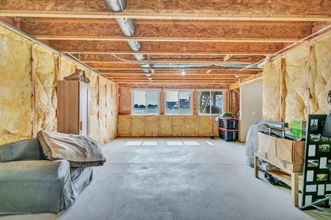 1324 Wickham Dr, Lansing, MI 48906 photo 24