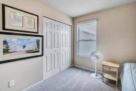 1324 Wickham Dr, Lansing, MI 48906 photo 18