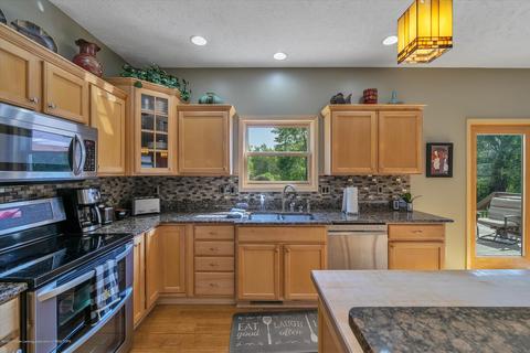 5580 Silverleaf Ct, Haslett, MI 48840 photo 10