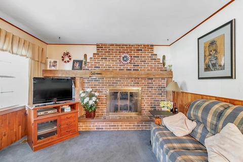 5905 Shoeman Rd, Haslett, MI 48840 photo 8