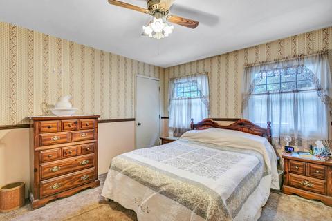 5905 Shoeman Rd, Haslett, MI 48840 photo 21