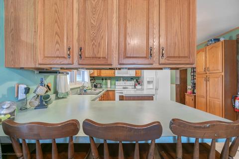 5905 Shoeman Rd, Haslett, MI 48840 photo 16