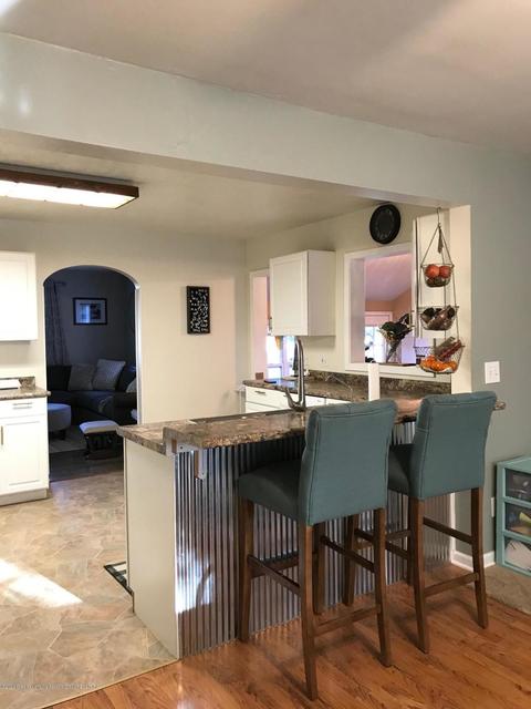 703 Wilson St, Dewitt, MI 48820 photo 4