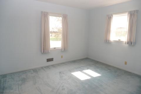 4920 Devonshire Ave, Lansing, MI 48910 photo 13