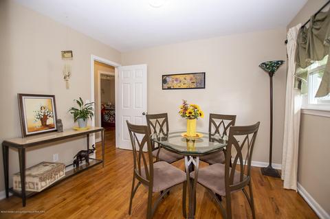 4209 Devonshire Ave, Lansing, MI 48910 photo 4