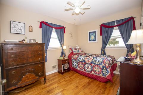 4209 Devonshire Ave, Lansing, MI 48910 photo 9