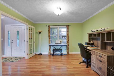 3906 Rudyard Way, Lansing, MI 48906 photo 15