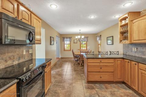 1637 W Alward Rd, Dewitt, MI 48820 photo 21