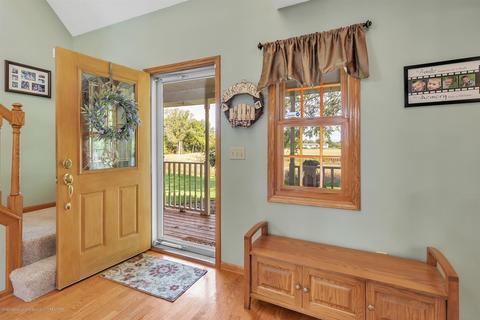 1637 W Alward Rd, Dewitt, MI 48820 photo 10