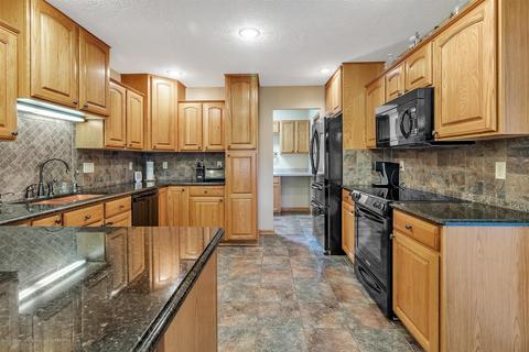 1637 W Alward Rd, Dewitt, MI 48820 photo 17