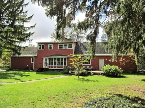 1325 Jack Pine Dr, Williamston, MI 48895 photo 2