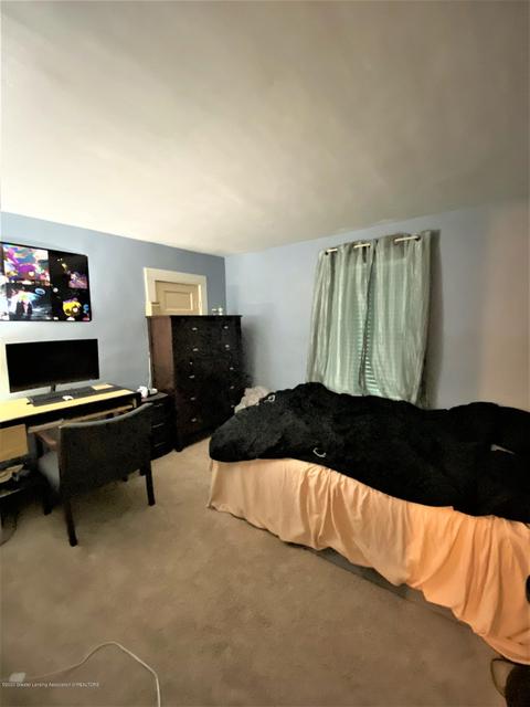 820 Pine St, Owosso, MI 48867 photo 17