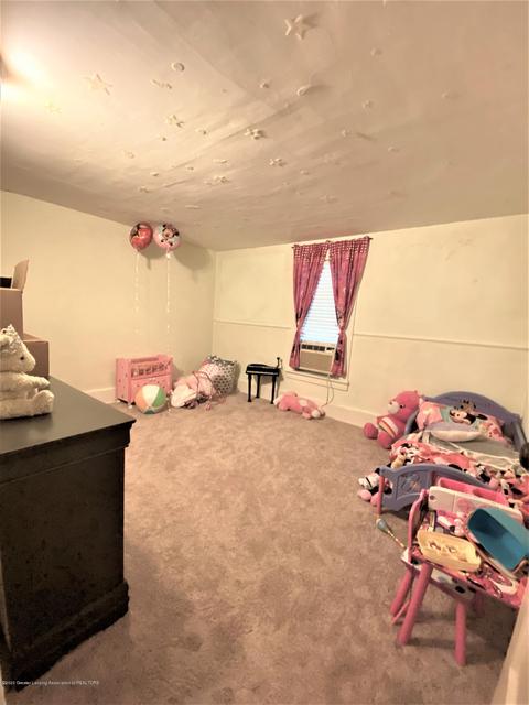 820 Pine St, Owosso, MI 48867 photo 18