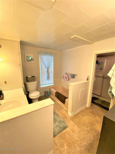 820 Pine St, Owosso, MI 48867 photo 14