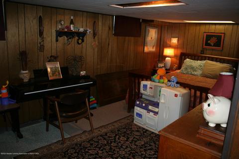 1621 Drexel Rd, Lansing, MI 48915 photo 35
