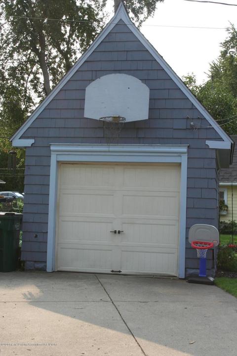 1621 Drexel Rd, Lansing, MI 48915 photo 38