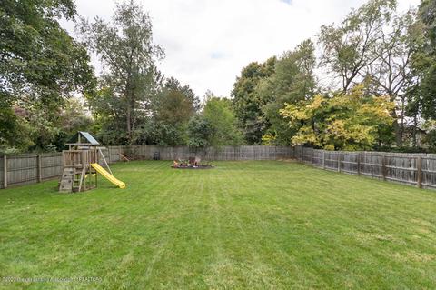 1013 Maycroft Rd, Lansing, MI 48917 photo 22
