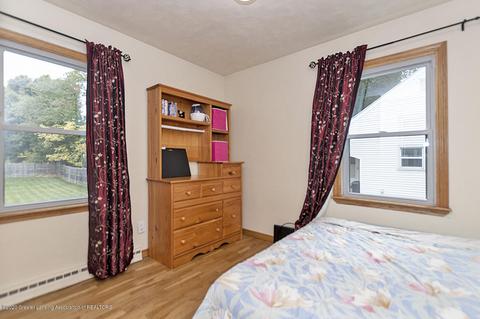 1013 Maycroft Rd, Lansing, MI 48917 photo 14
