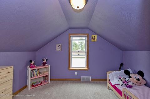 1013 Maycroft Rd, Lansing, MI 48917 photo 19
