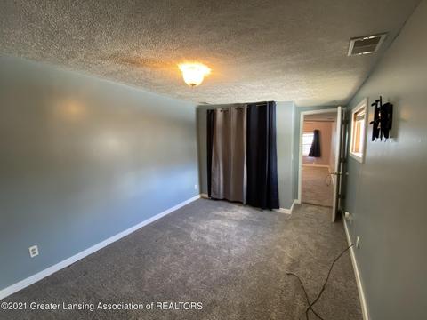 5813 Outer Dr, Bath, MI 48808 photo 13