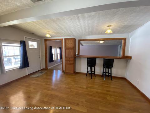 5813 Outer Dr, Bath, MI 48808 photo 6