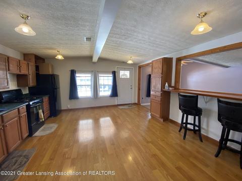 5813 Outer Dr, Bath, MI 48808 photo 8