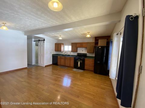 5813 Outer Dr, Bath, MI 48808 photo 4