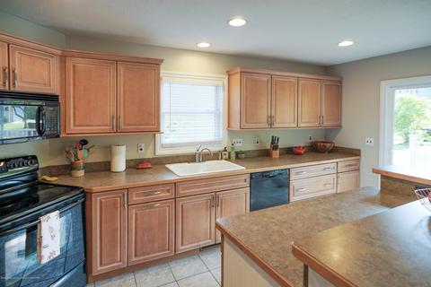 1614 Perch St, Haslett, MI 48840 photo 24