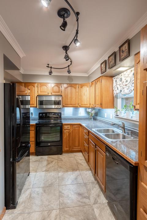2400 Bravender Rd, Williamston, MI 48895 photo 11