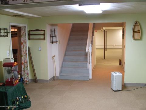 15617 Chandler Rd, Bath, MI 48808 photo 32