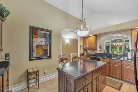 15193 Classic Dr, Bath, MI 48808 photo 6