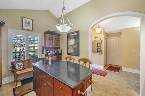 15193 Classic Dr, Bath, MI 48808 photo 8