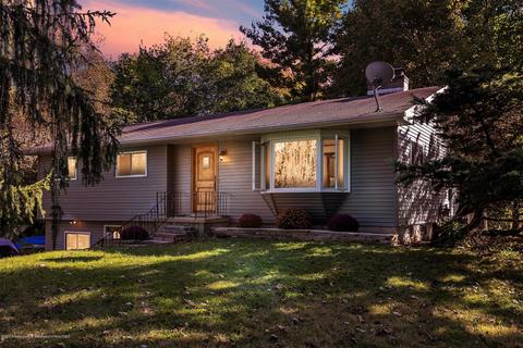 5110 E Clark Rd, Bath, MI 48808 photo 1