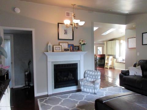403 Cherry St, Dewitt, MI 48820 photo 3
