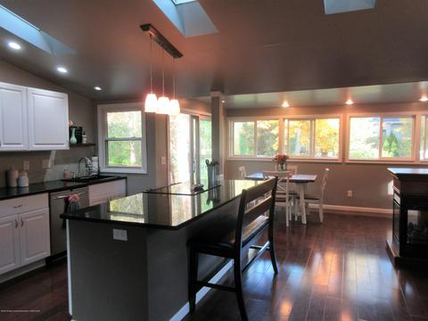 403 Cherry St, Dewitt, MI 48820 photo 6