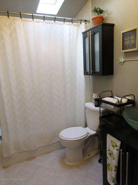 403 Cherry St, Dewitt, MI 48820 photo 17