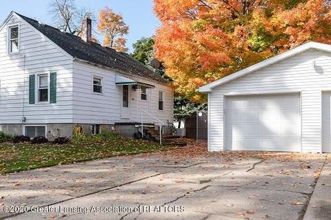 609 E Walker St, Saint Johns, MI 48879 photo 17
