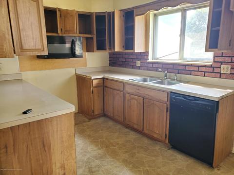 3939 Windward Dr, Lansing, MI 48911 photo 3