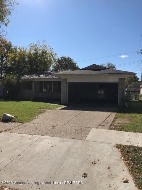 3939 Windward Dr, Lansing, MI 48911 photo 1