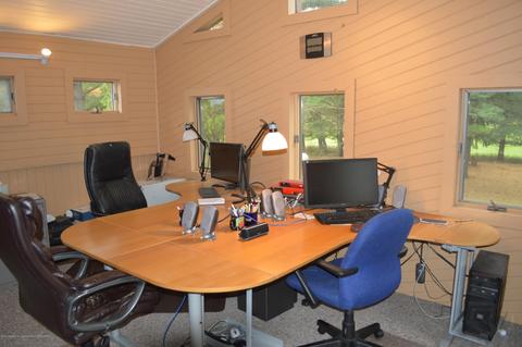 7034 E Howe Rd, Bath, MI 48808 photo 28