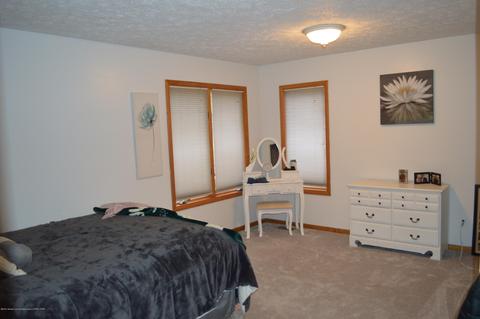 7034 E Howe Rd, Bath, MI 48808 photo 32