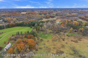 7034 E Howe Rd, Bath, MI 48808 photo 45