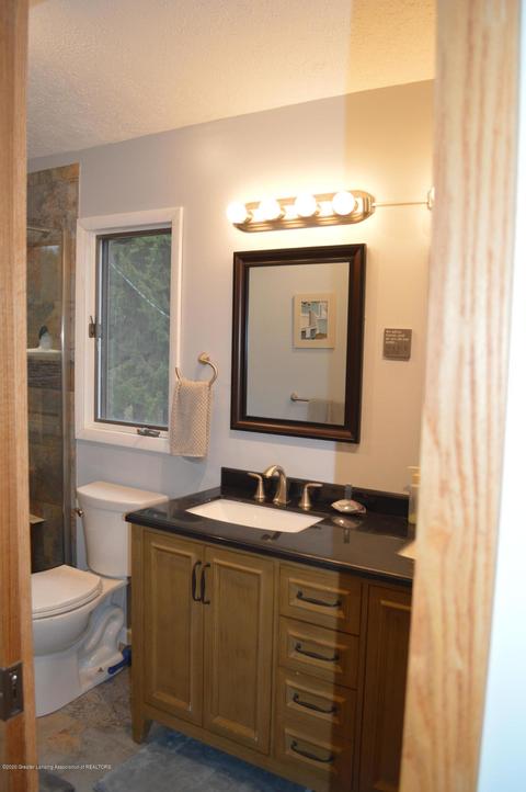 7034 E Howe Rd, Bath, MI 48808 photo 26