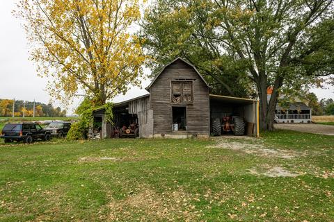 5330 E Johnson Rd, Ithaca, MI 48847 photo 7