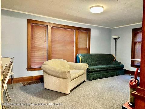 918 E Chippewa St, Mount Pleasant, MI 48858 photo 6