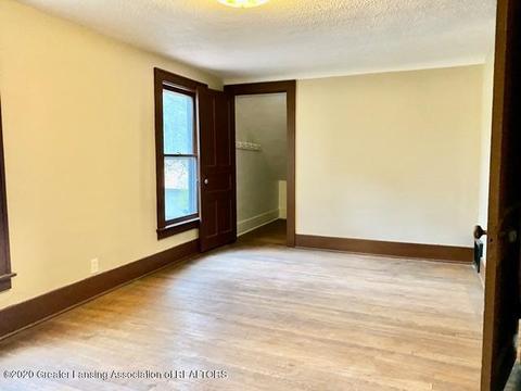 918 E Chippewa St, Mount Pleasant, MI 48858 photo 7