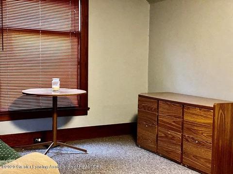 918 E Chippewa St, Mount Pleasant, MI 48858 photo 9