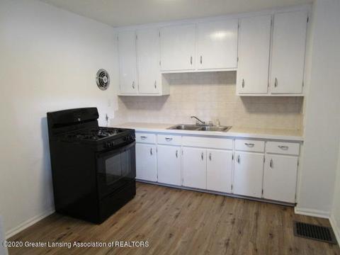 1010 W Dill Rd, Dewitt, MI 48820 photo 5
