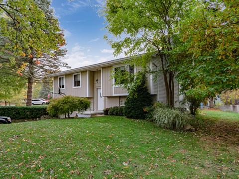 1507 Waxwing Dr, Dewitt, MI 48820 photo 1
