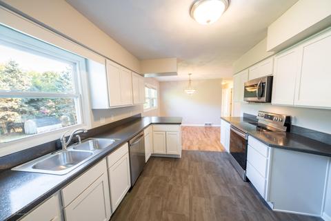 13143 Tucker Rd, Dewitt, MI 48820 photo 8